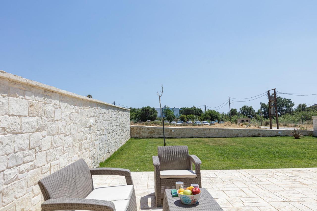 Mythos Villas Damnoni Exterior photo