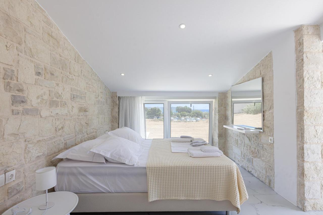 Mythos Villas Damnoni Exterior photo