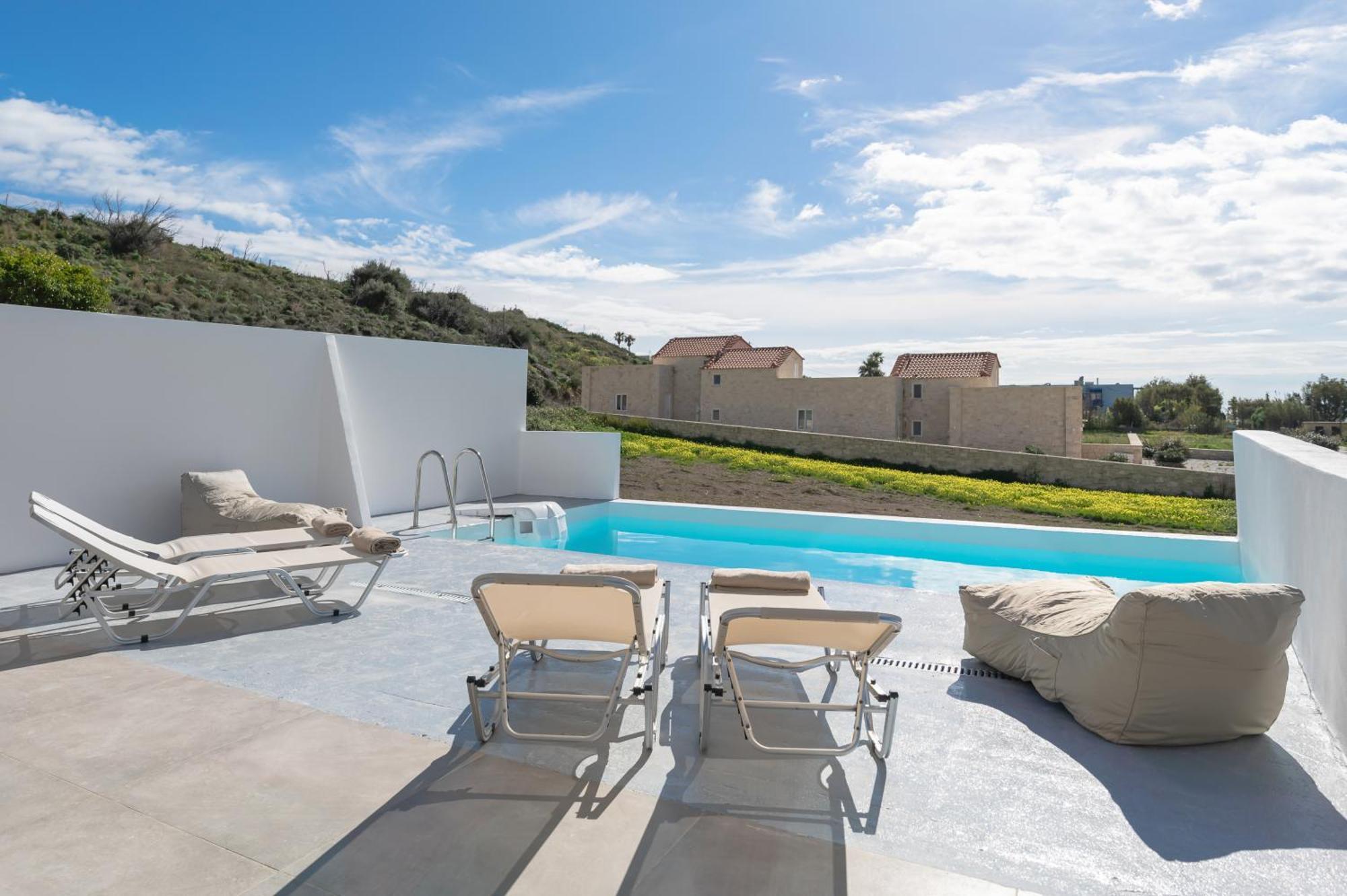 Mythos Villas Damnoni Exterior photo