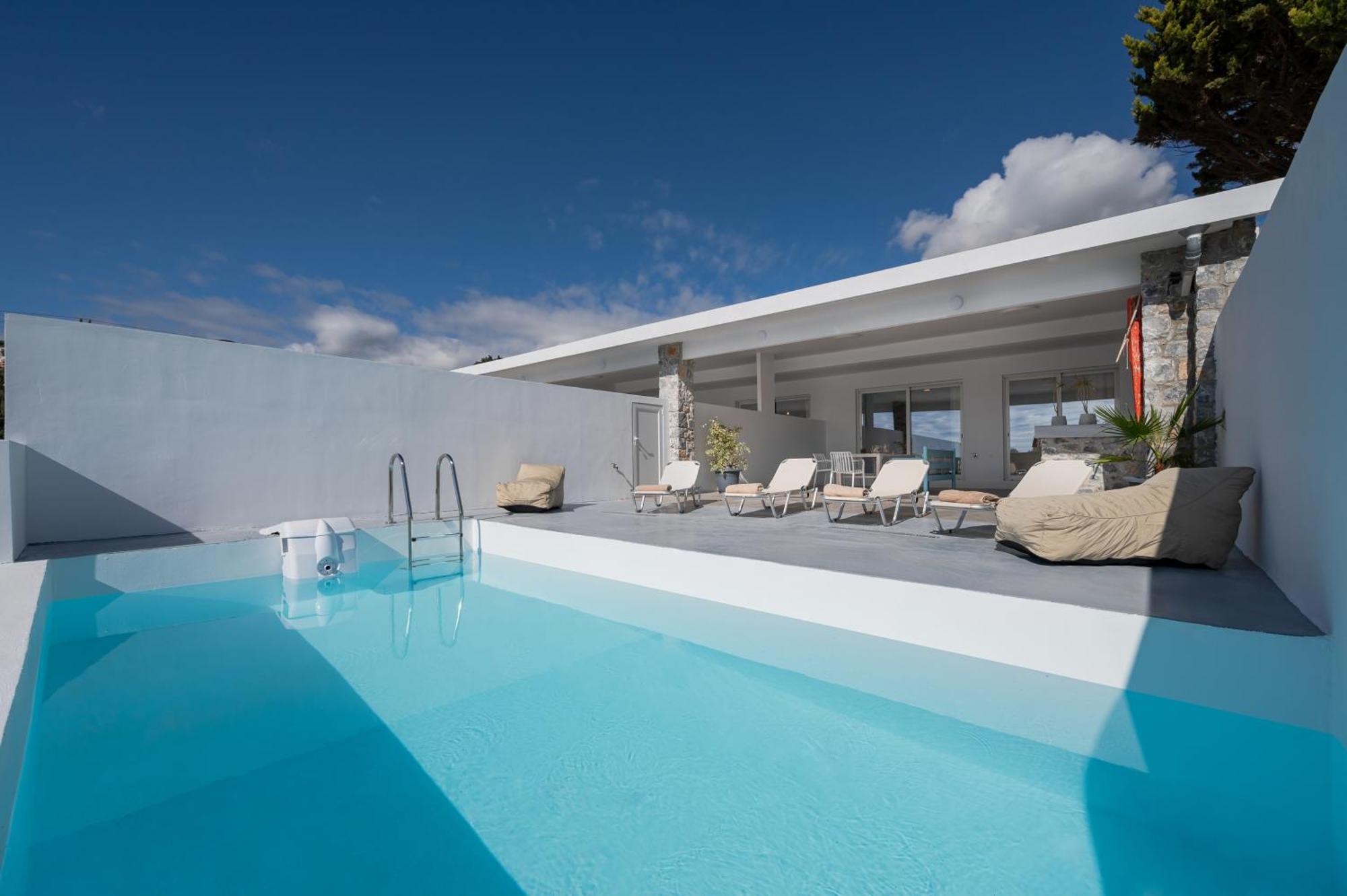 Mythos Villas Damnoni Exterior photo