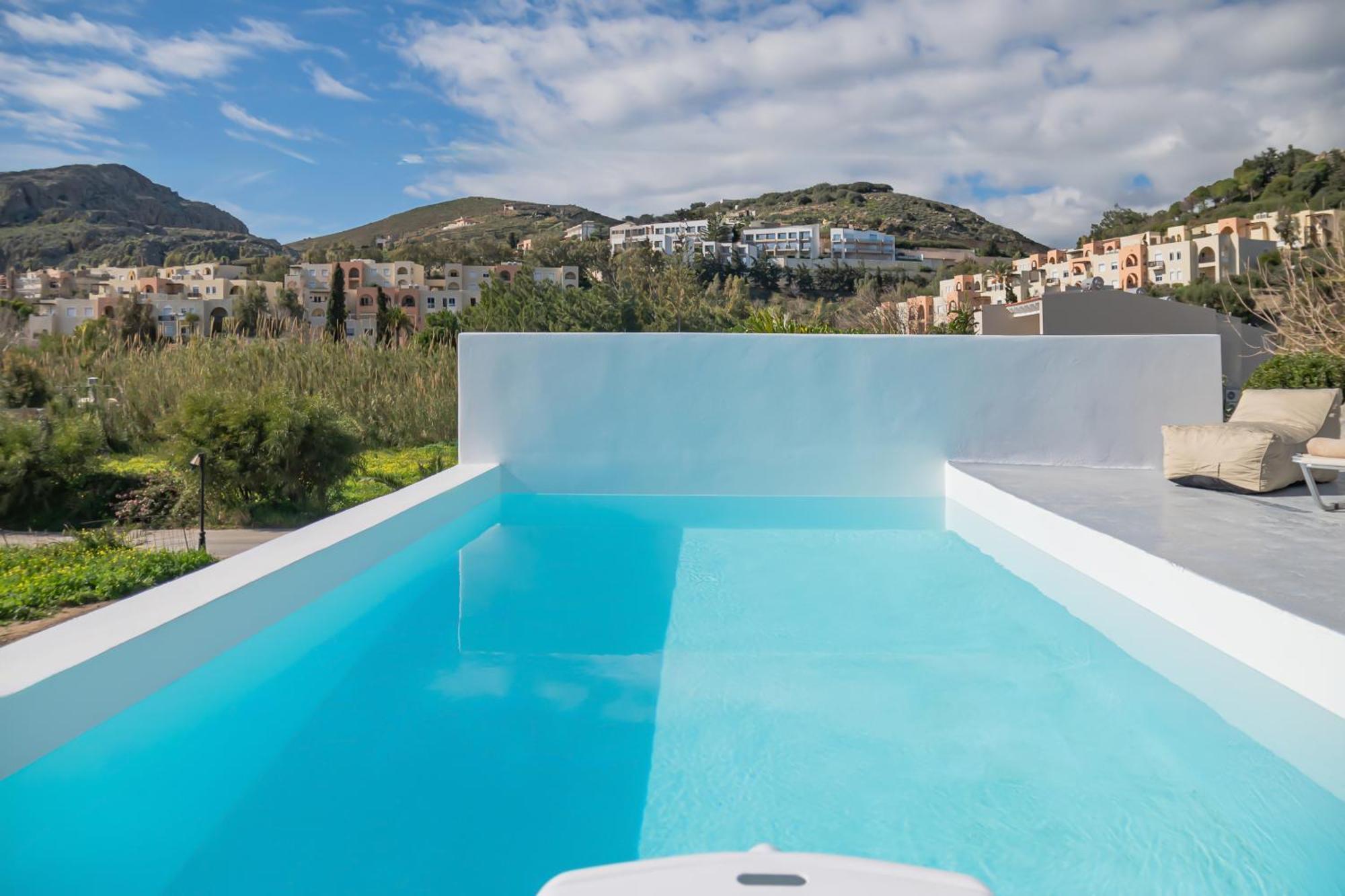 Mythos Villas Damnoni Exterior photo